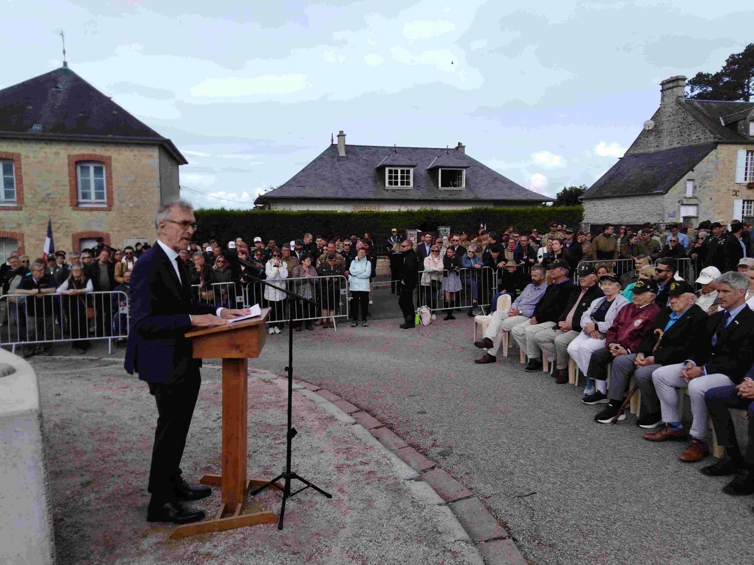Allocution du préfet Jean-Francis Treffel/Photos Frantz Malassis